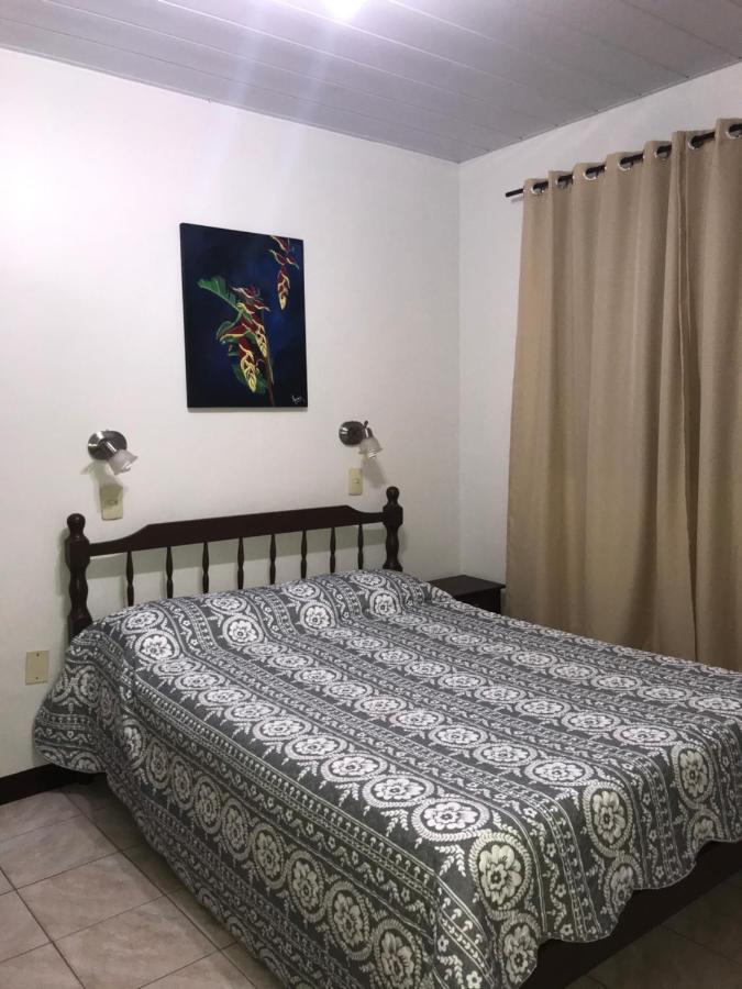 Hotel Mola Πουέρτο Ιγκουασού Εξωτερικό φωτογραφία