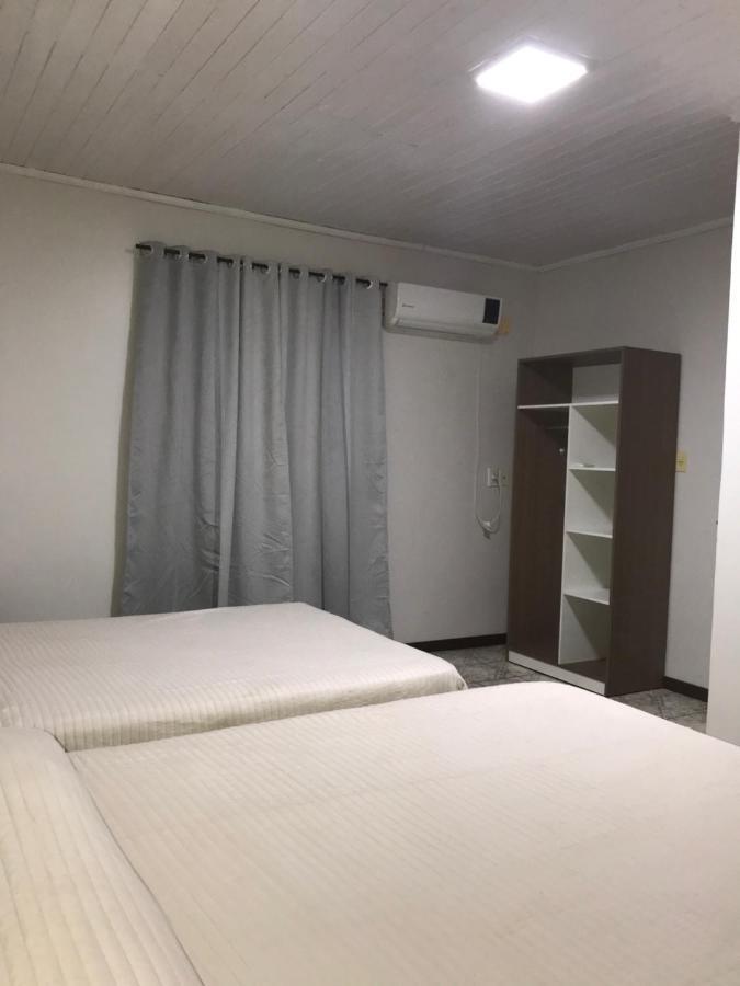 Hotel Mola Πουέρτο Ιγκουασού Εξωτερικό φωτογραφία